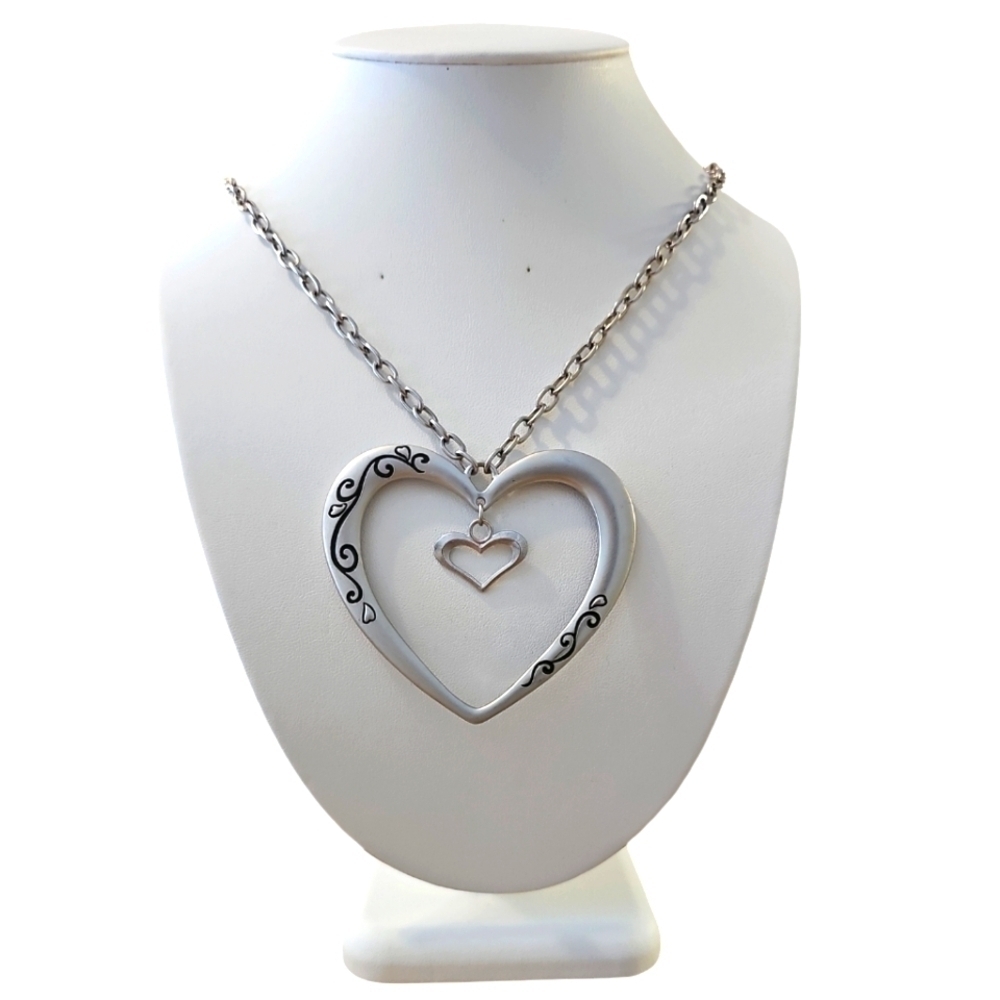 Oversize heart pendant "Friends are angels following you through life"